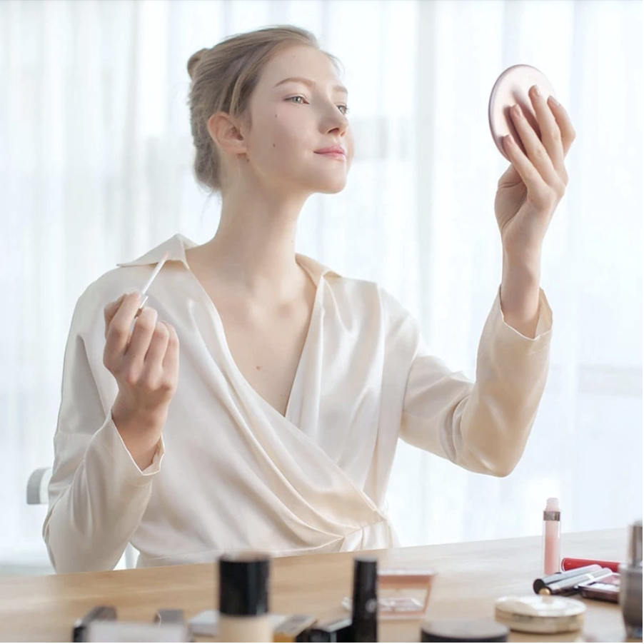 Wireless Charging LED Makeup Mirror